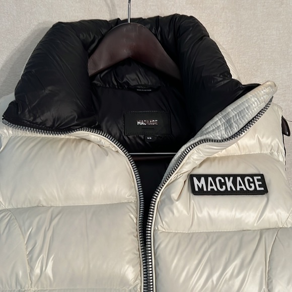 CHAYA lustrous light down vest for ladies - Picture 2 of 3